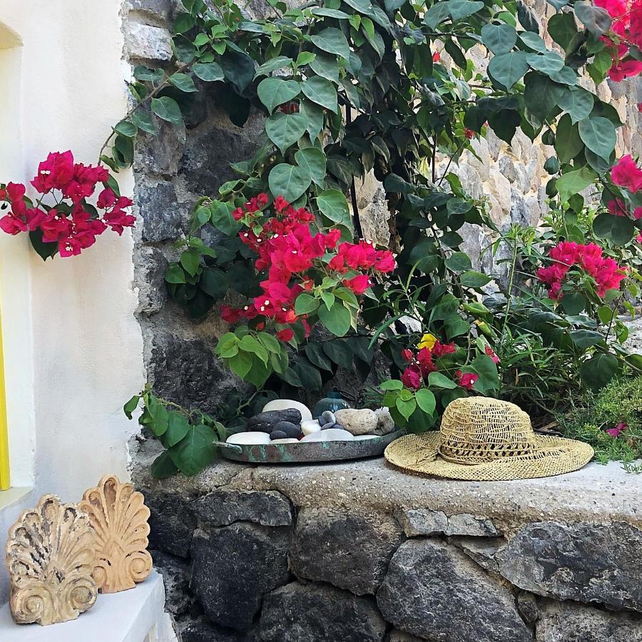 Mantilida Villa Emporio  Esterno foto